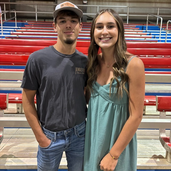 Meet your Posher, Riley - Picture 3 of 8